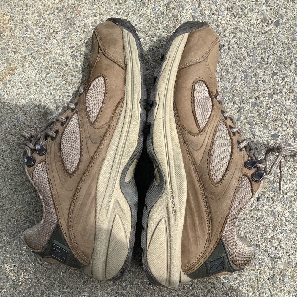 New Balance, 780 Nubuck leather, preloved, US7.5, Width D, Brown, Womens